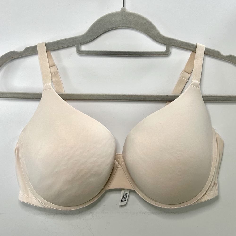 PINK Victoria's Secret Wear Everywhere Push-Up Neutral Cream Bra 42C